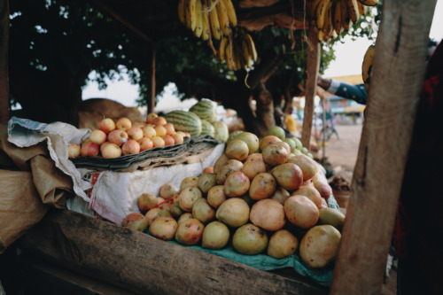 A fresh produce market stand in Kenya